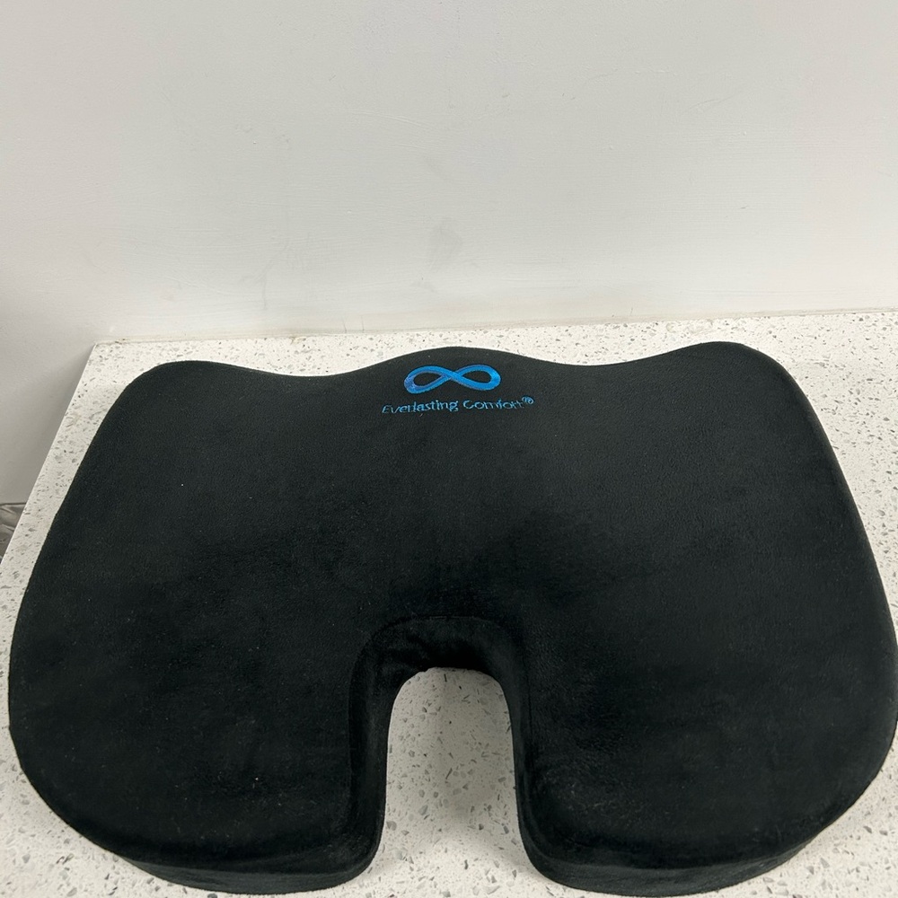 Everlasting Comfort Memory Foam Seat Cushion